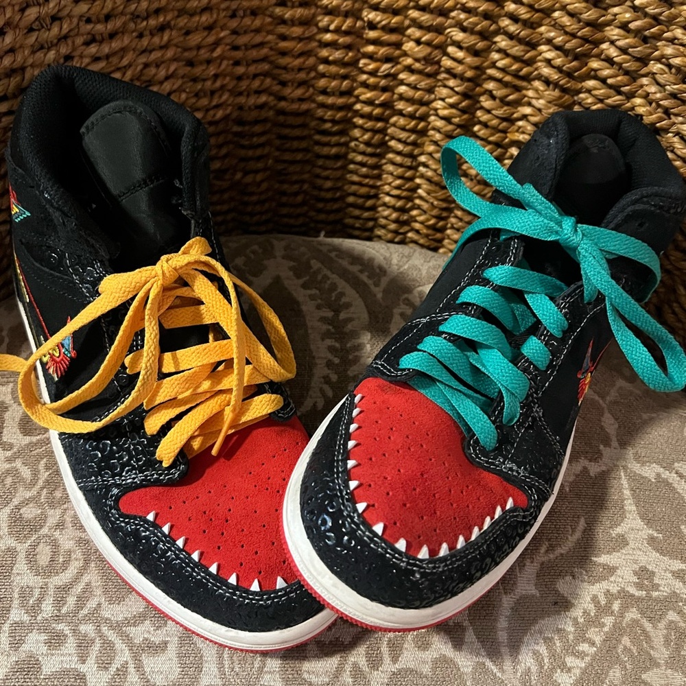 Men's Size 7- Jordan 1 Mid Basketball Black/Red Siempre Familia